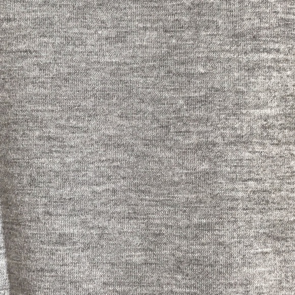 Disney Mickey Mouse Gray Short Sleeve Fitted T-shirt Scoop Neck Women sz Large - Picture 10 of 16